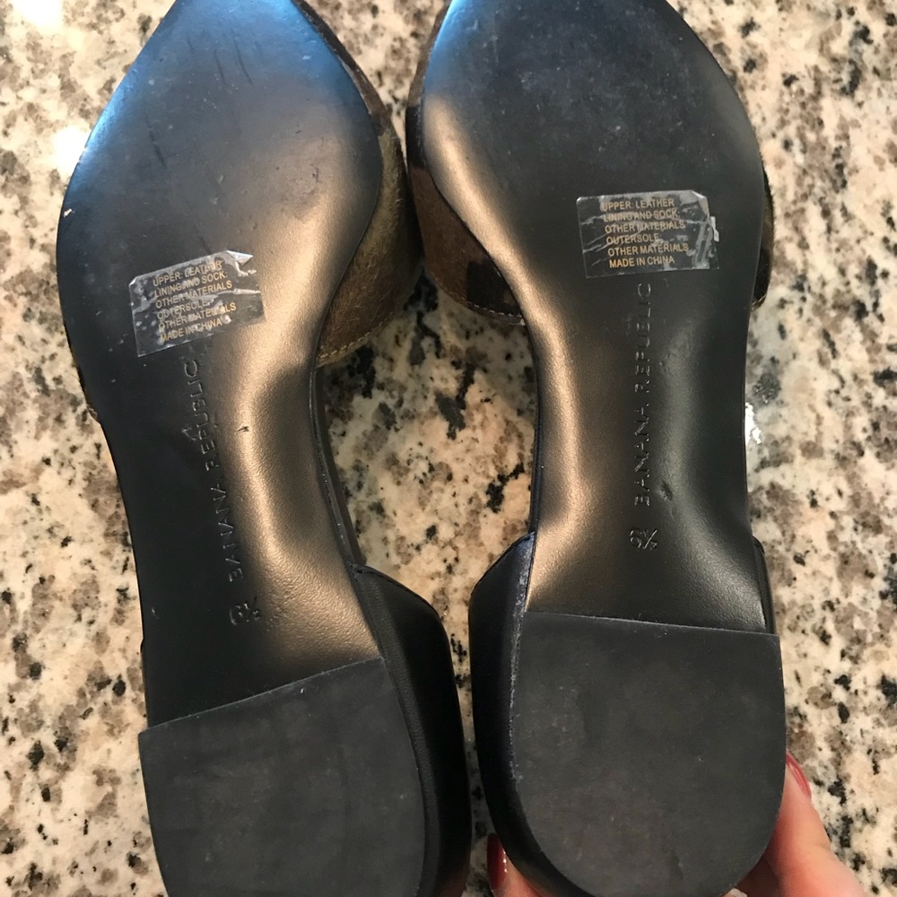 Banana Republic Camo Flats